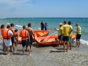За лето на одесских пляжах спасли 709 человек и нашли 206 детей без присмотра родителей (ФОТО)