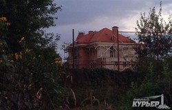 "Волшебный замок экс-губернатора": закарпатские журналисты нашли поместье Матвийчука (ФОТО)