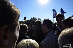 Как в Одессе против власти и друг против друга митинговали (ФОТОРЕПОРТАЖ)