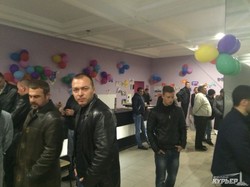 Кандидаты по 136-му округу в Одессе напали на офис своего конкурента (ФОТО)