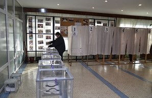 Пять избирательных участков открылись с опозданием