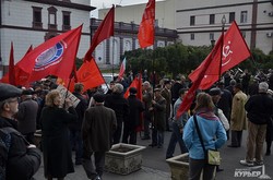 Несмотря на судебный запрет, коммунисты и анархисты провели митинги в центре Одессы (ФОТО)