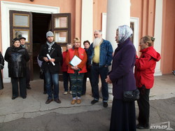 Жители Люстдорфа и Бурлачьей Балки протестуют против возможного закрытия 27-го трамвая (ФОТО)