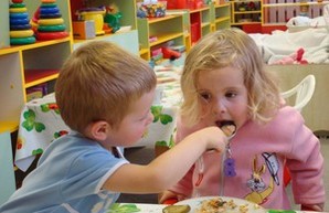 Фирма-монополист на поставки питания в детские сады Одессы попала в поле зрения прокуратуры