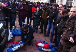 Милиция не дала "Демократическому альянсу" установить палаточный городок около Одесского ОблУВД