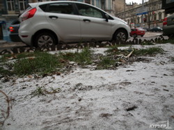 Первый настоящий снег в Одессе (ФОТО)
