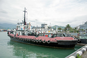 Грузинский буксир модернизируют в пожарное судно в Одесском порту