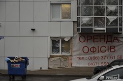 Взорванный офис одесских волонтеров полдня спустя (ФОТО)