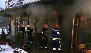 Пострадавшего во время пожара в Измаиле мангальщика перевозят из Одессы в Киев