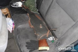 Под Одессой перехватили машину с оружием (ФОТО)