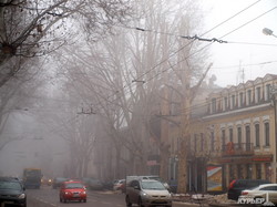 Одесса погрузилась в густой туман (ФОТОРЕПОРТАЖ)