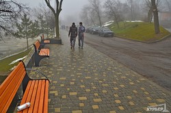 Одесса погрузилась в густой туман (ФОТОРЕПОРТАЖ)