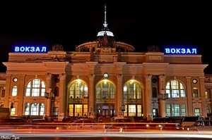 В Одессе "заминировали" железнодорожный вокзал (ФОТО, обновлено)