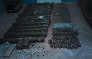 СБУ задержала в Одессе террориста с реактивными противотанковыми гранатами и целым арсеналом (ФОТО)