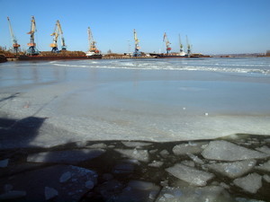 Днестровский лиман покрылся льдом (ФОТО)