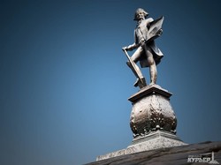 В Одессе отсканировали памятник Де Рибасу для трехмерной модели (ФОТО)
