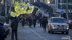 Одесская "Самооборона" прошла маршем в память Небесной Сотни (ФОТО)