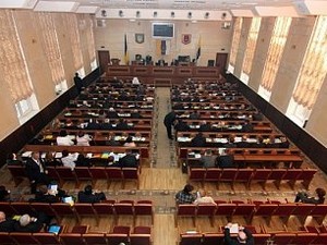 Депутаты Одесского облсовета в очередной раз переформатировались по группам