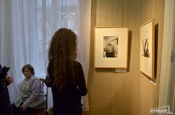 В Одессе представили авторские отпечатки прошлого века классика фотографии (ФОТО)
