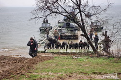 ВМС Украины снова проводят учения на берегах Днестровского лимана (ФОТО)