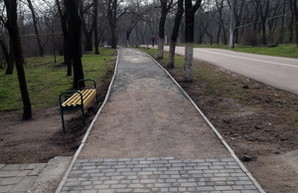 "Благоустройство" одесской Трассы Здоровья остановилось в Отраде (ФОТО)