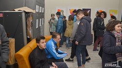 Анонимное искусство со стен домов и экранов — в выставочные пространства Одессы (ФОТОРЕПОРТАЖ)