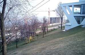 Стройка на одесском побережье уже закрывает вид на море и отсутствует в Генплане (ФОТО)