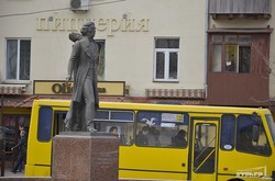 В центре Одессы рекордные пробки из-за ремонта дорог и светофоров (ФОТО)