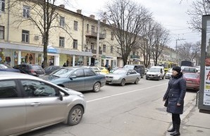 В центре Одессы рекордные пробки из-за ремонта дорог и светофоров (ФОТО)