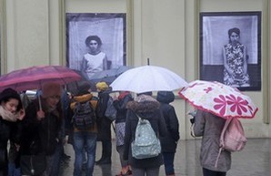 Недостроенная одесская гостиница стала арт-объектом фотофестиваля (ФОТО)