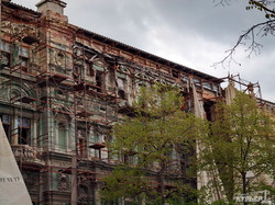 Дом Руссова в Одессе в очередной раз лишился прикрытия (ФОТО)