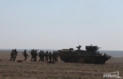 Украинская армия снова проводит учения (ФОТО)