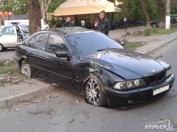 Авария с тремя машинами в Одессе на Черемушках (ФОТО)