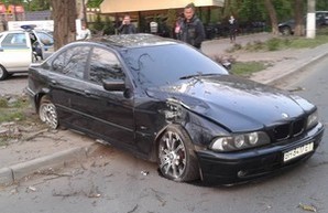 Авария с тремя машинами в Одессе на Черемушках (ФОТО)