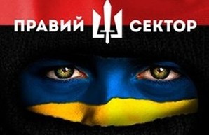 Одесская милиция задерживает "правосеков", а людей с георгиевскими лентами оставляет на свободе