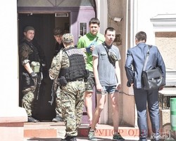 У вице-мэра Одессы обыскивают квартиру (ФОТО)