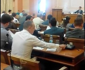Одесские депутаты-"многостаночники" нарушают регламент горсовета (ВИДЕО)
