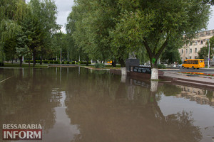 Измаил затопило сильным дождем (ФОТО)