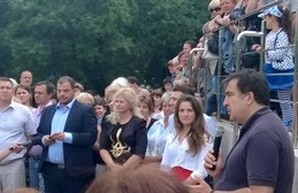 Саакашвили ездил в Татарбунары на маршрутке (ФОТО)