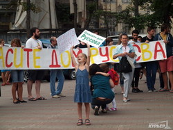 Одесситы требуют спасения дома Руссова (ФОТО)