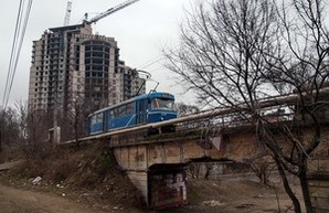 Инвесторы недостроев на 16-й Фонтана требовали от одесской мэрии достройки своего дома