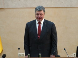 Порошенко в Одессе: "за две недели достигнуты результаты в борьбе с коррупцией" (ФОТО)