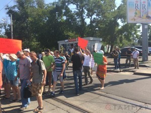 В Одессе активисты перекрыли улицы