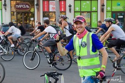 "Критическая масса" и главный по одесским парковкам: велосипедное противостояние (ФОТО)