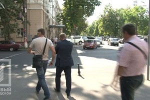 В Одессе задержали двух милиционеров за взятку в размере 10 тысяч долларов