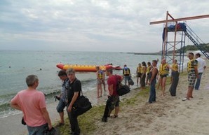 Замок Кивалова атаковали анархисты на банане