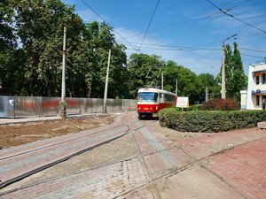 Предвыборное благоустройство трамвайных конечных в Одессе (ФОТО)