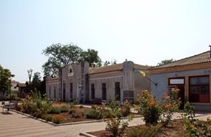 Арциз: автоматчики из милиции разнимали массовую драку