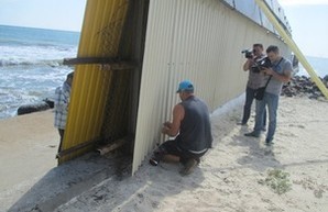 Лаборатория одесских водопроводчиков на самом деле оказалась дачей министра экологии (ФОТО)
