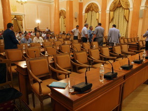 Сессия Одесского горсовета начинается с задержкой (ФОТО, ВИДЕО)